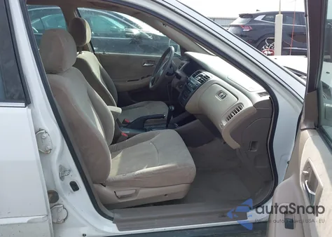 2002 Honda Accord 2.3 Lx из США, поврежденный, VIN 1HGCG56442A065111